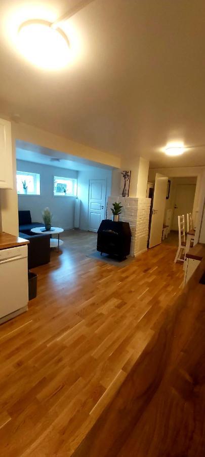 Aurora Rooms In Shared Apartment Nr1 We Are Doing Privet Northen Light Trip, Reindeer Trip And Sommaroy Fjord Trip Tromso Exterior photo