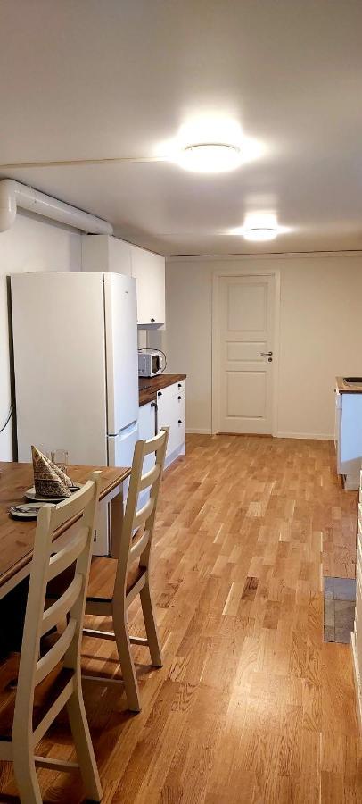 Aurora Rooms In Shared Apartment Nr1 We Are Doing Privet Northen Light Trip, Reindeer Trip And Sommaroy Fjord Trip Tromso Exterior photo