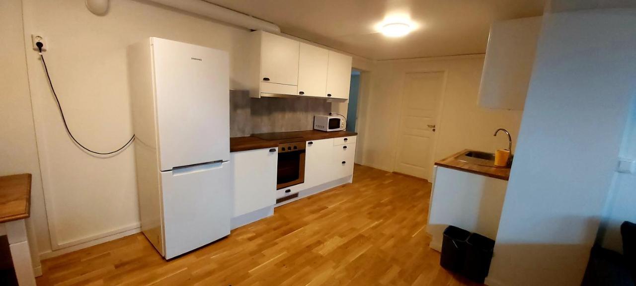 Aurora Rooms In Shared Apartment Nr1 We Are Doing Privet Northen Light Trip, Reindeer Trip And Sommaroy Fjord Trip Tromso Exterior photo